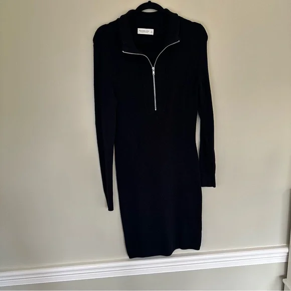 Abercrombie & Fitch Black knee-length zip up sweater dress with mock neck - Picture 4 of 14